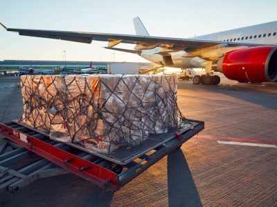 loading-to-the-aircraft-2023-11-27-05-33-52-utc (1) (1) Transport international de marchandises au Maroc